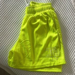 INAKA Power neon shorts